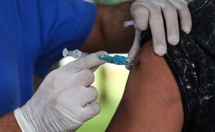 <?php bloginfo("name"); ?> - Gripe: Anvisa aprova nova vacina com 73% de eficácia 
